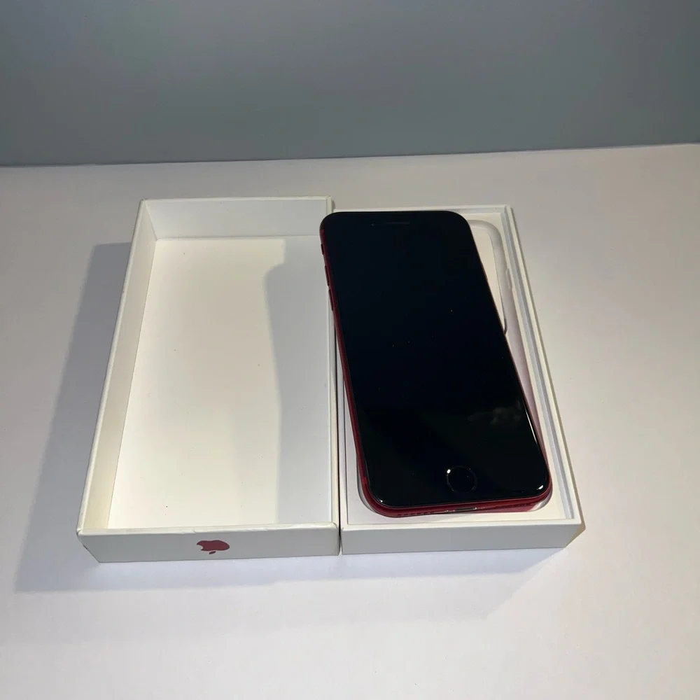 Apple iPhone SE - Vibrant Red